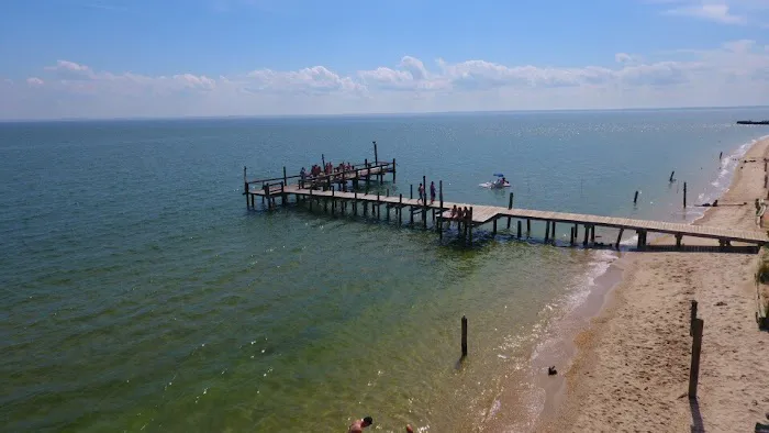 CampMD Vacation Cottages Picture 4