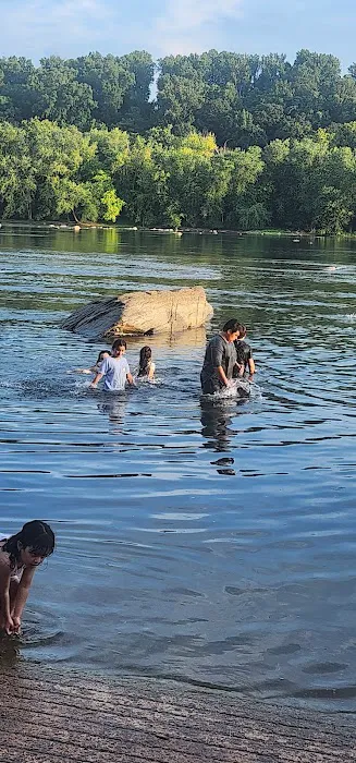 Brunswick Town Campsite Picture 3