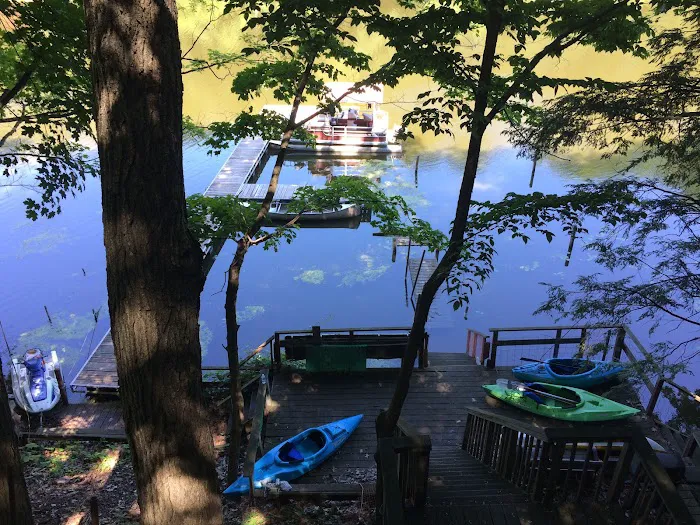 Riverview Camp Ground & Marina Picture 5