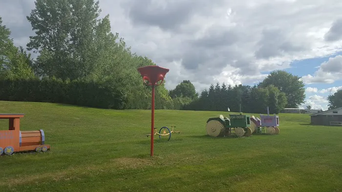 Riverview Camp Ground & Marina Picture 1