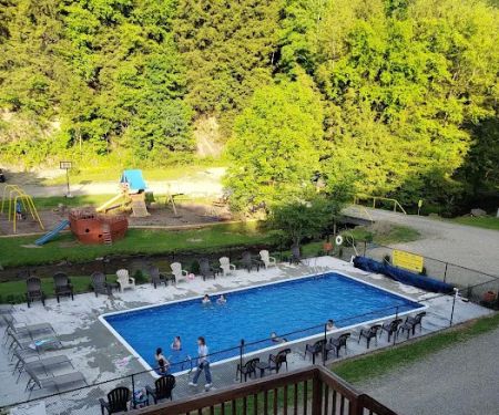 Whispering Winds Campground and Cabins