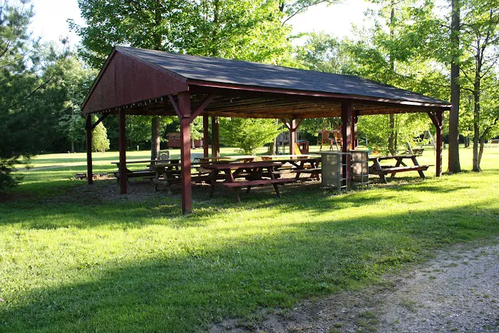 Forest Ridge Cabins and Campgrounds Picture 5