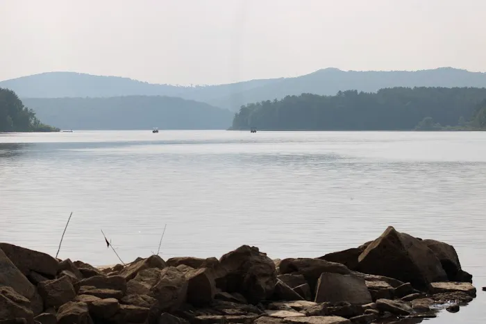 Willow Bay Campground Picture 4