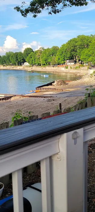 Point Breeze RV Resort Campground Picture 4