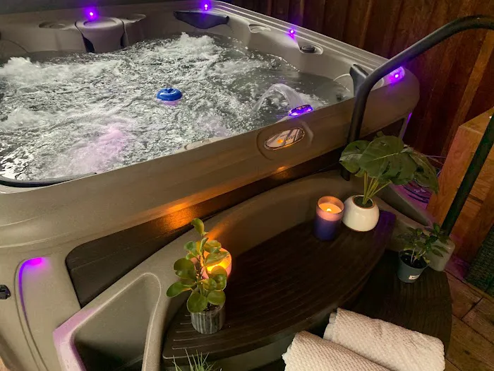 Angie's Country Cabins Bed & Breakfast Picture 1