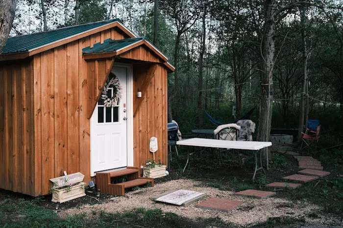 Angie's Country Cabins Bed & Breakfast Picture 4