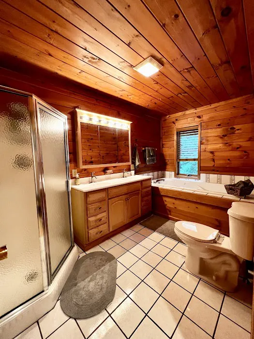 LeBoeuf Lodge Picture 1