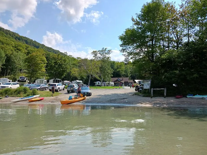 White Caps Campground Picture 6