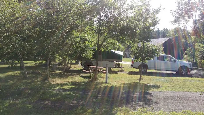 Riverbend Campground Picture 18