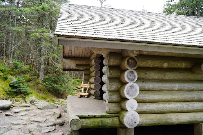 Kinsman Pond Shelter Picture 3