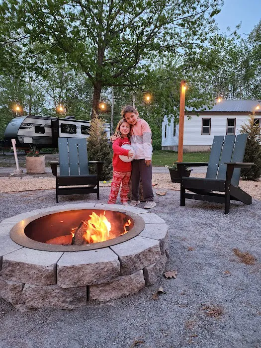 Coastal Woods Campground Picture 9