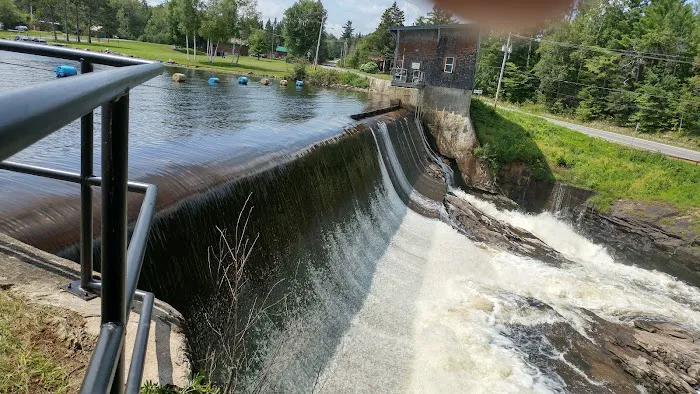 Mc Intyre's Campsite Picture 3