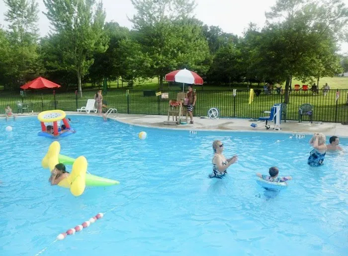 Friendship Village Campground & RV Park Picture 10