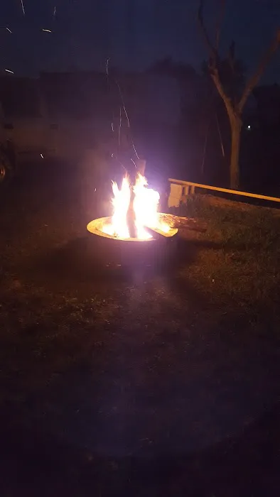 Buck's Campground Picture 1