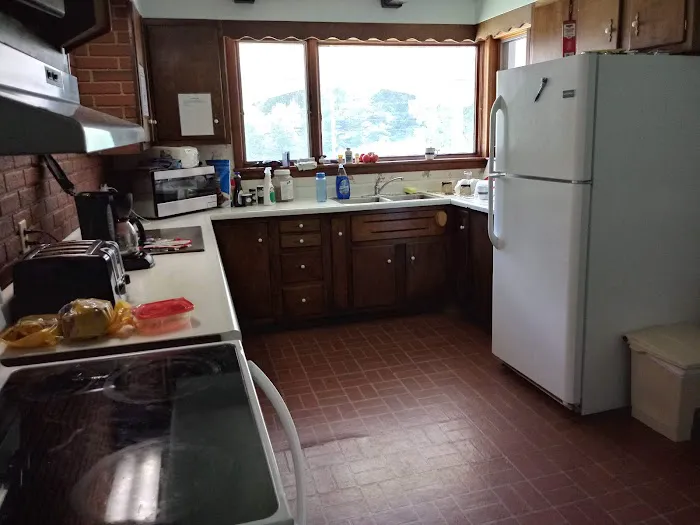 Twin Fawn House Picture 6