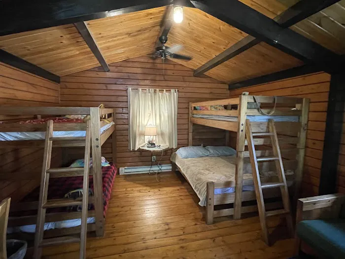 McFeater’s Cove Cabins Picture 1