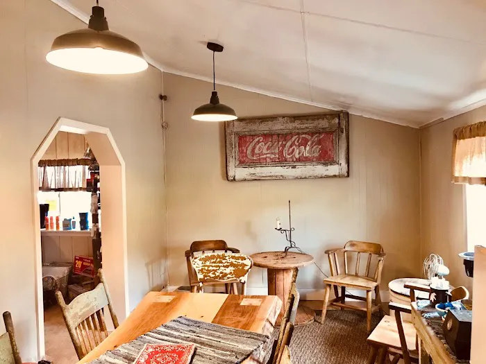 L & M Campground Picture 10