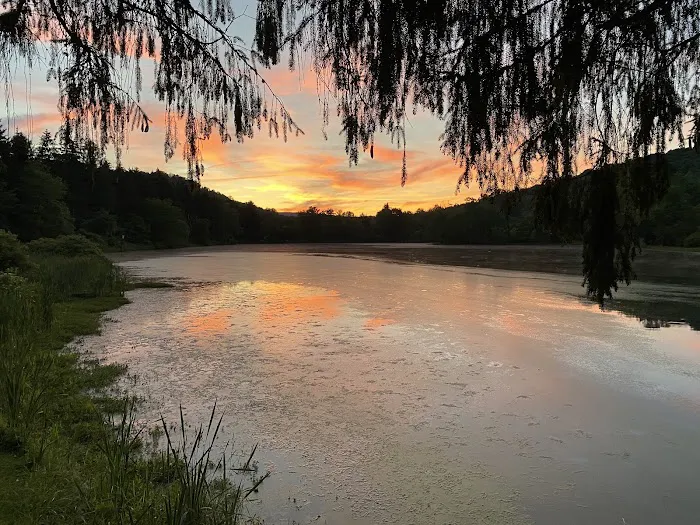 Mirror Lake Campground Picture 5