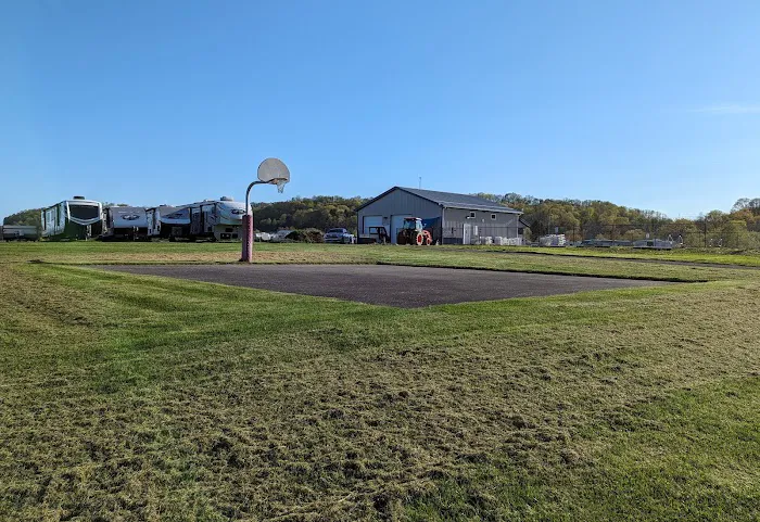 Wheel-In Campground Picture 3