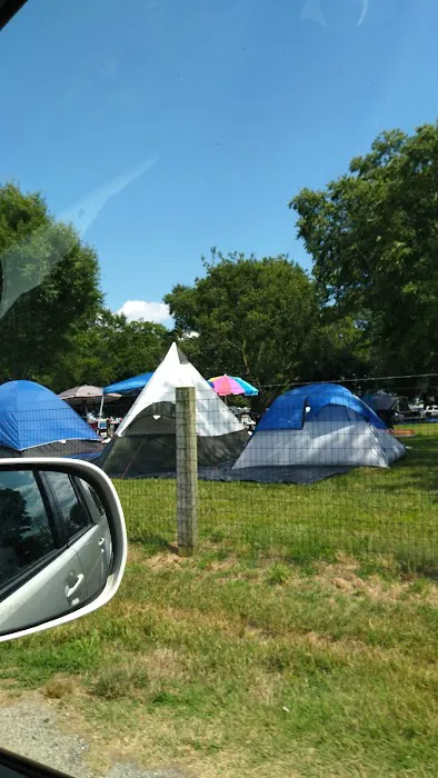 Naylor's Beach Campground Inc Picture 2