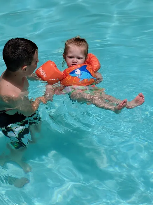 Aquia Pines Camp Resort Picture 6