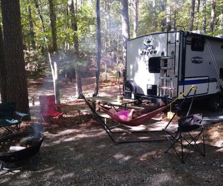 Aquia Pines Camp Resort