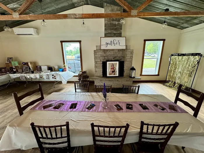 Spruce & Sparrow Picture 7