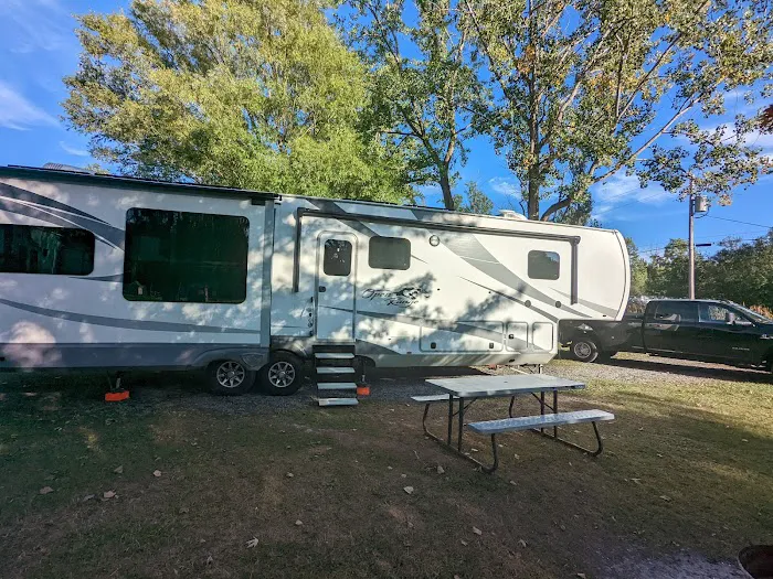 Niagara Hartland RV Resort Picture 5