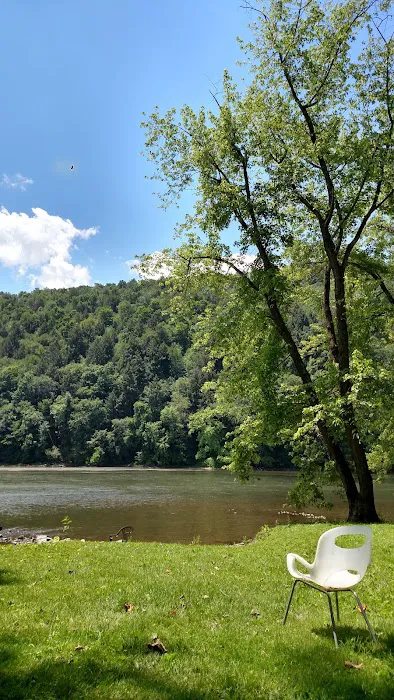 Riverview Campground Picture 2