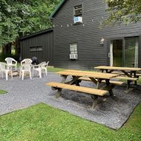 The Hemlock Haus Cabins ico