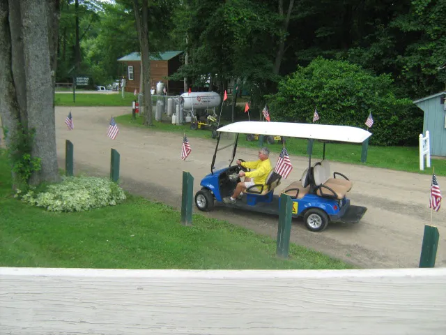 Chautauqua Lake KOA Holiday Picture 2