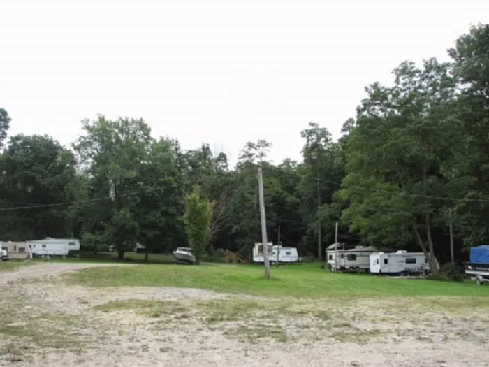 DJ's Campground Picture 8