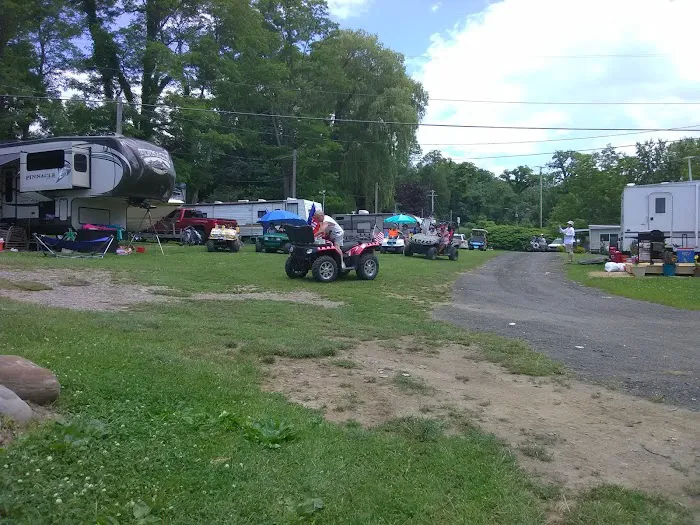 DJ's Campground Picture 9