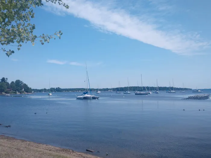 Monty's Bay Campsites Picture 3