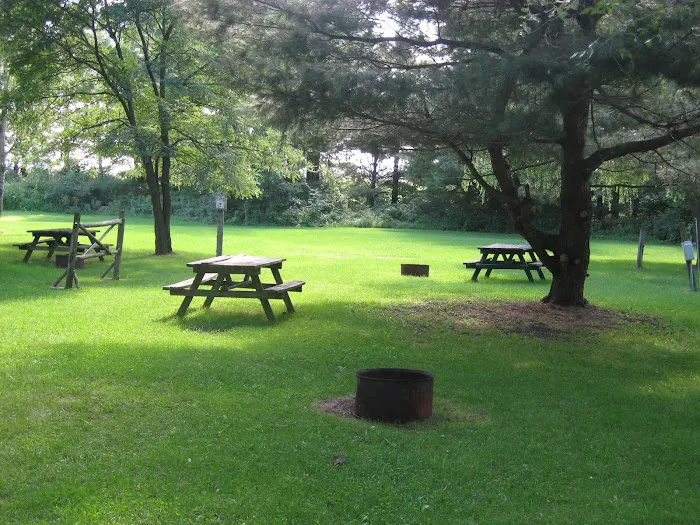 Monty's Bay Campsites Picture 10