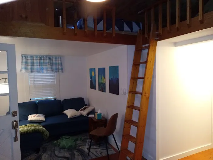 Lakeside Condominiums Picture 4