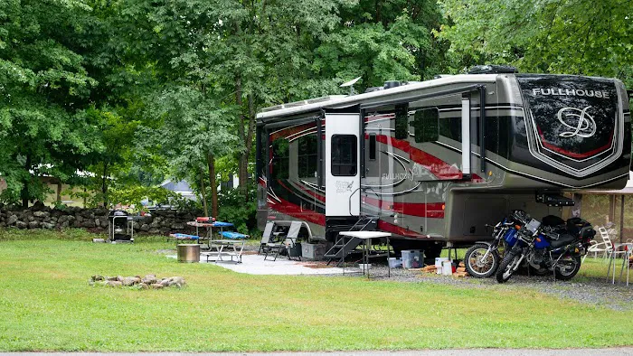 Spacious Skies Campgrounds - Walnut Grove Picture 9