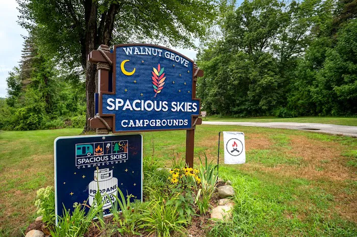 Spacious Skies Campgrounds - Walnut Grove Picture 10