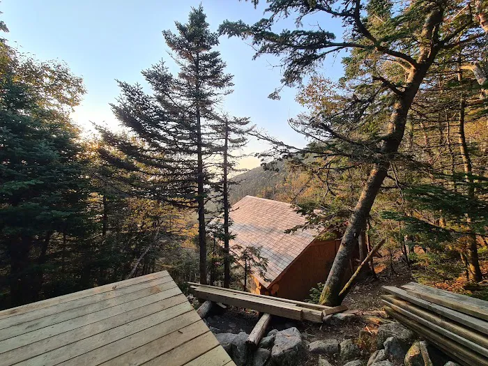 Guyot Shelter Picture 10