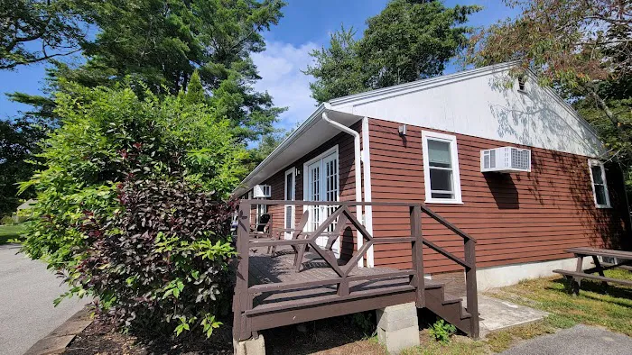 Ocean View Cottage & Camping Picture 6