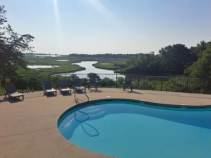 Ocean View Cottage & Camping Picture 2