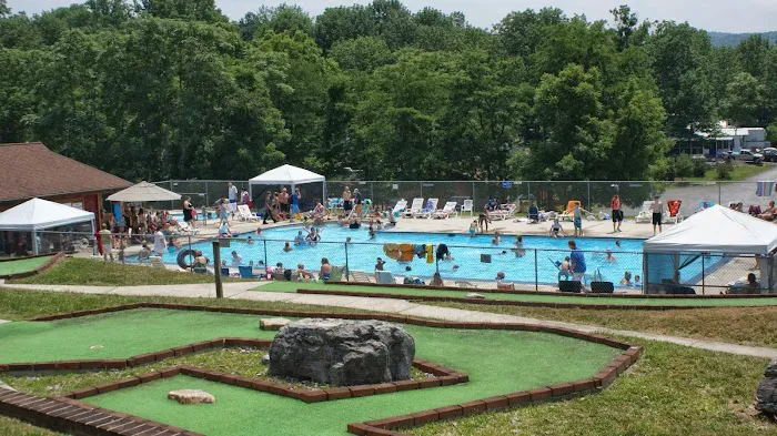 Happy Hills Campground Picture 7