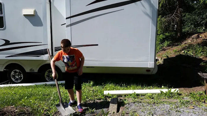 Choice Camping Court Picture 8