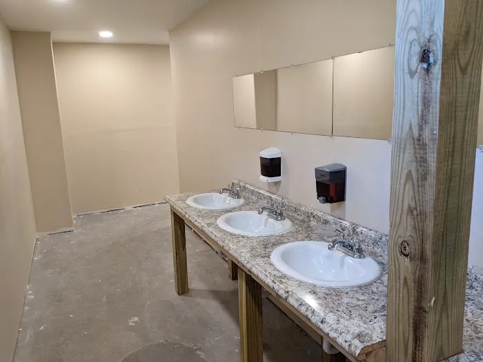 Nature's Getaway RV Park Picture 9