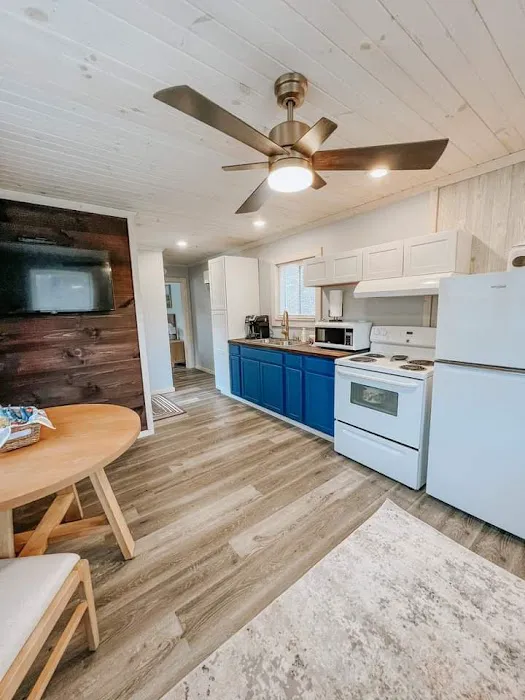 Sandhole Retreat Picture 4