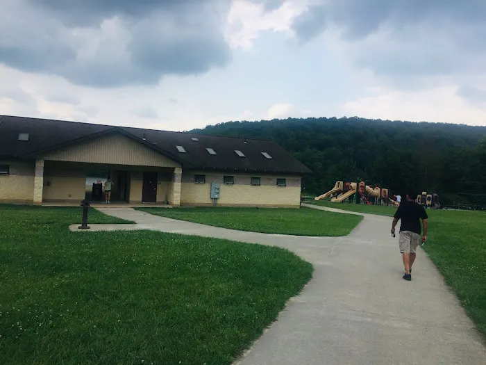 Keystone State Park - Cabin 10 Picture 9