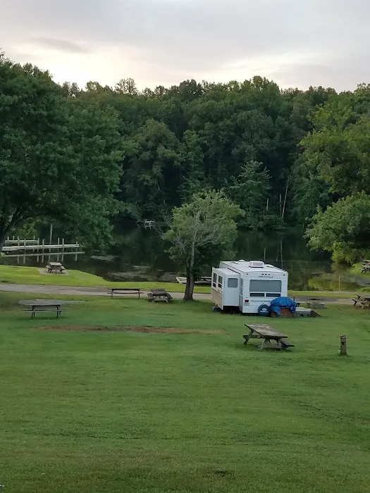 Rocky Branch Marina & Campground Picture 4