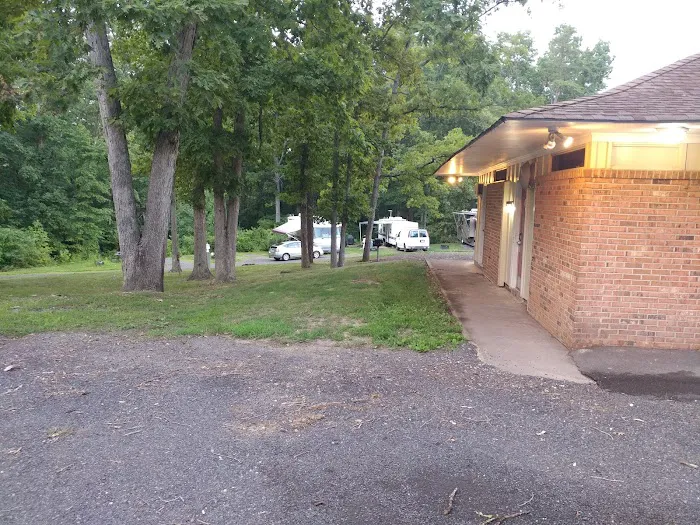 Lake Of The Woods Campground- Private Amenity Picture 1