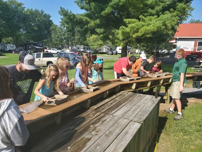 Candy Hill Campground Picture 6