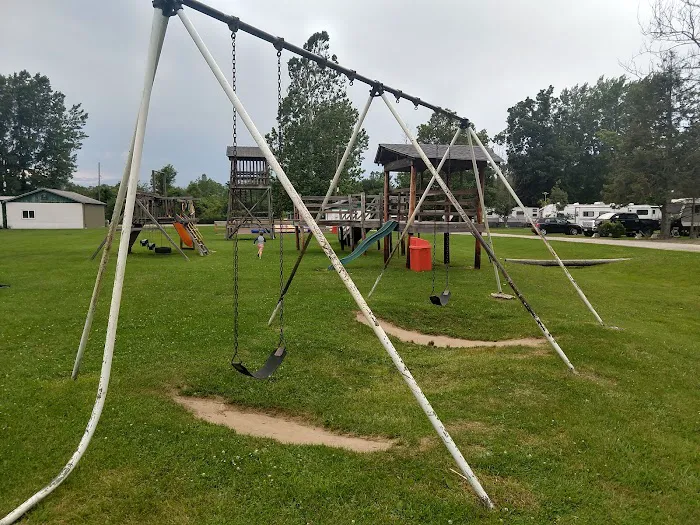 Niagara Woodland Family Campground Picture 2